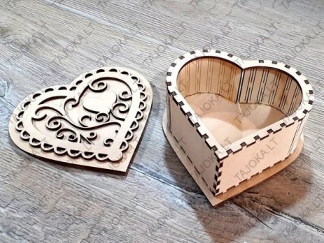 Dėžutė "Love is" – medinė dėžutė dovanai | Tajoka.lt