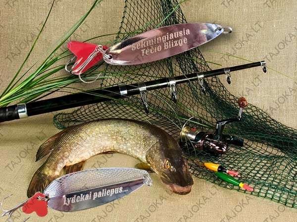 Graviruota blizgė lydekoms